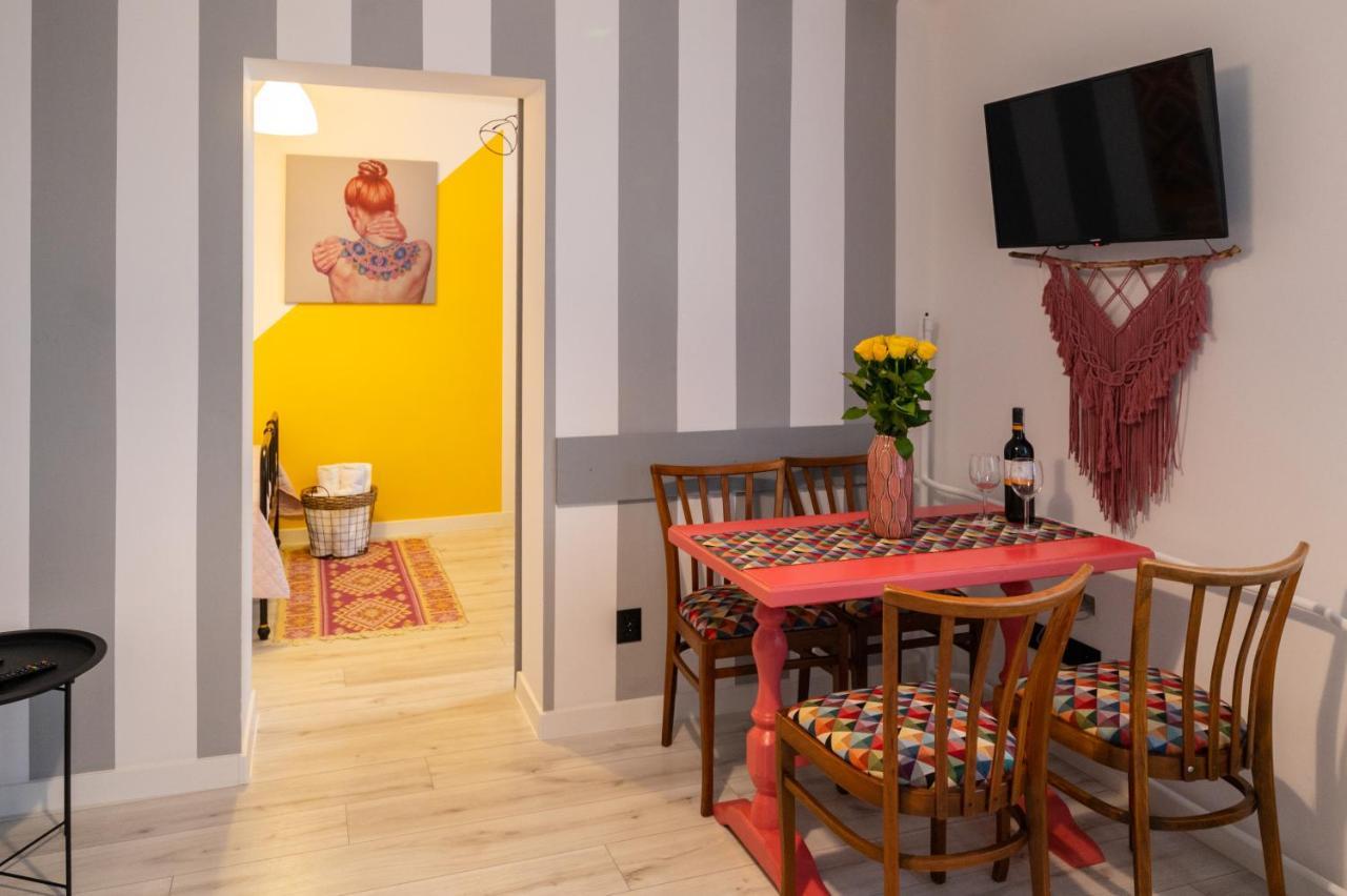 Art Apartament Ustrzyki Dolne Luaran gambar