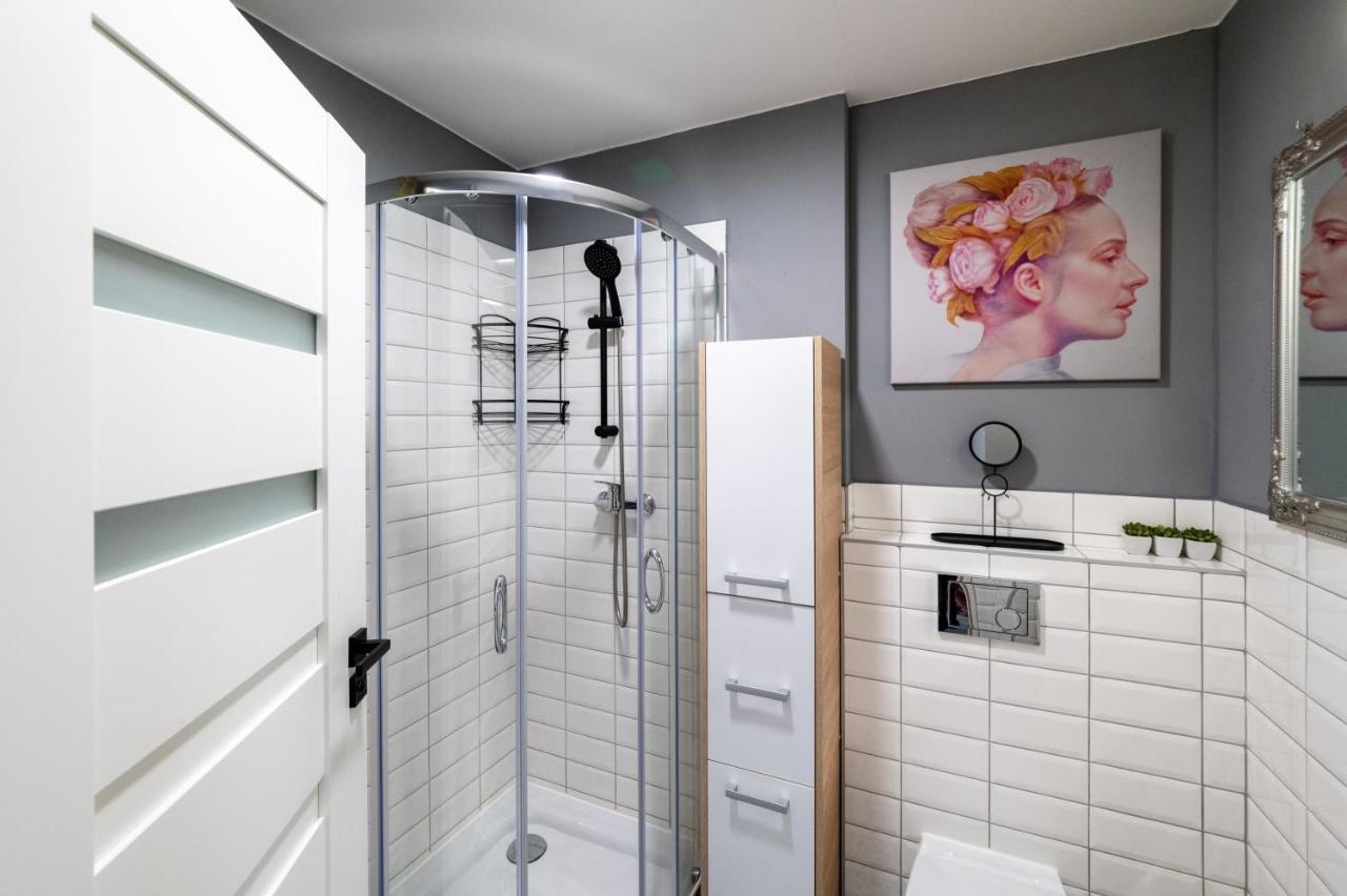 Art Apartament Ustrzyki Dolne Luaran gambar