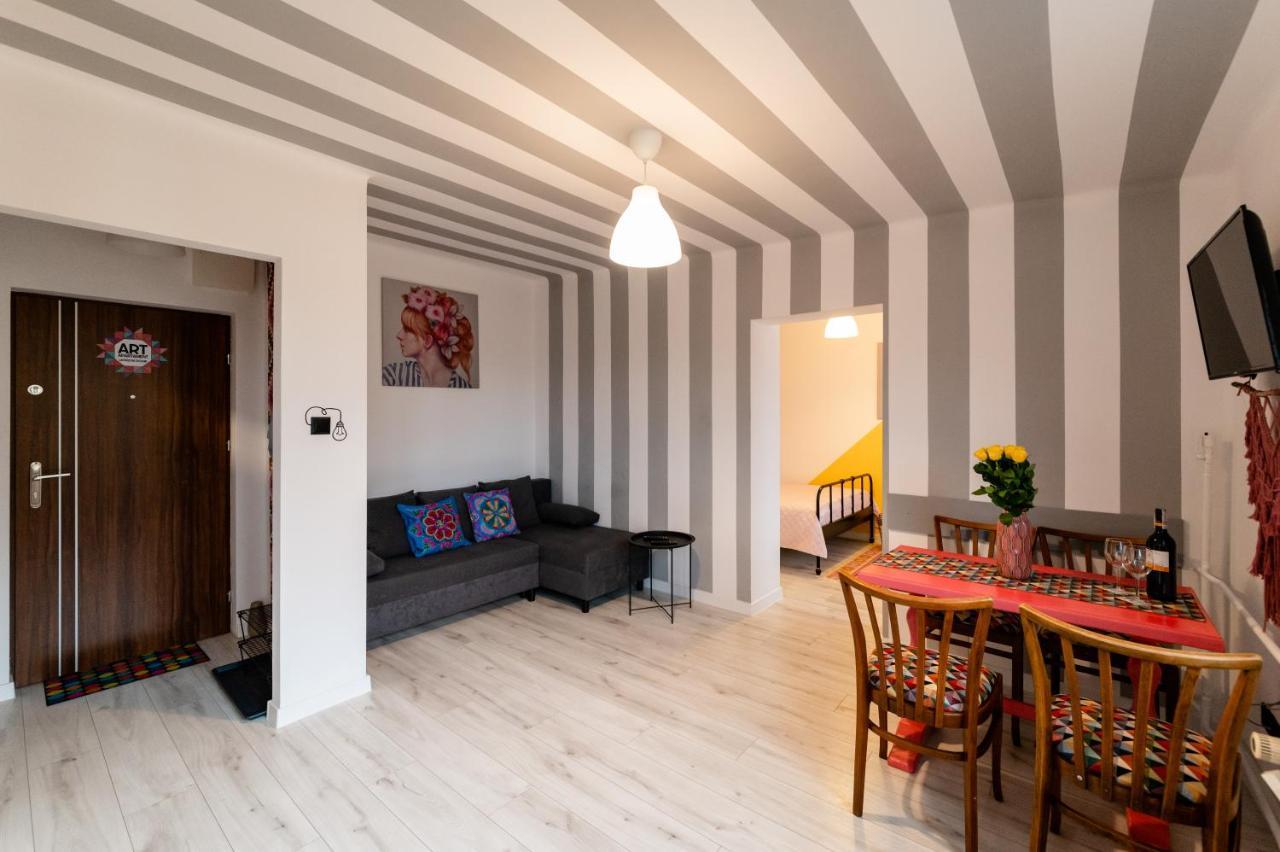 Art Apartament Ustrzyki Dolne Luaran gambar
